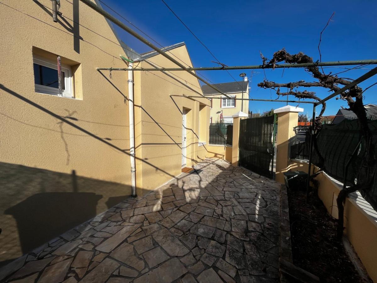 Studios Au Quartier Pavillonnaire Rue D Ambert Орлеан Екстериор снимка